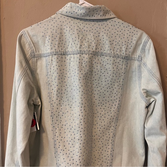 ๐ท๏ธ๐๐ light blue denim crystal button up denim jacket with design lining - Picture 14 of 17
